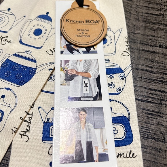 New Demdaco Cream and Blue Kitchen Boa - Picture 3 of 9